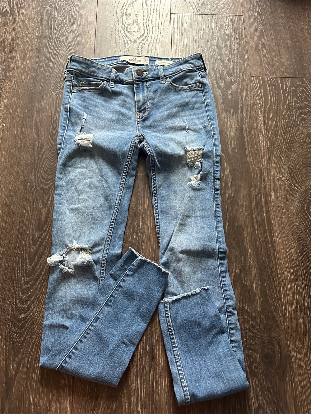 Hollister Light Blue Low Rise Ripped Skinny Jeans
